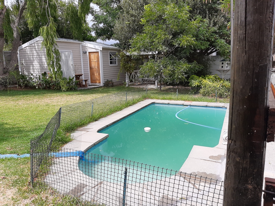 To Let 1 Bedroom Property for Rent in Van Der Stel Western Cape